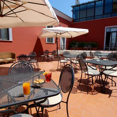 Hotel Nuvò 4*