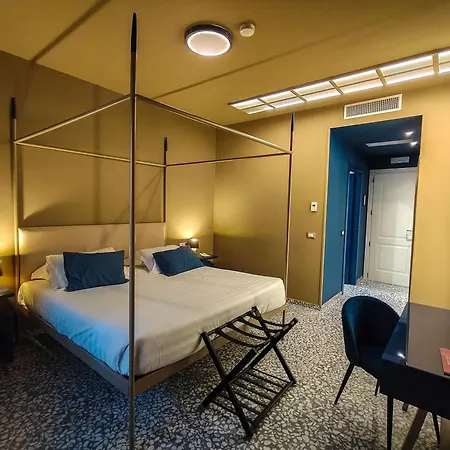 Nuvò Hotel 4*