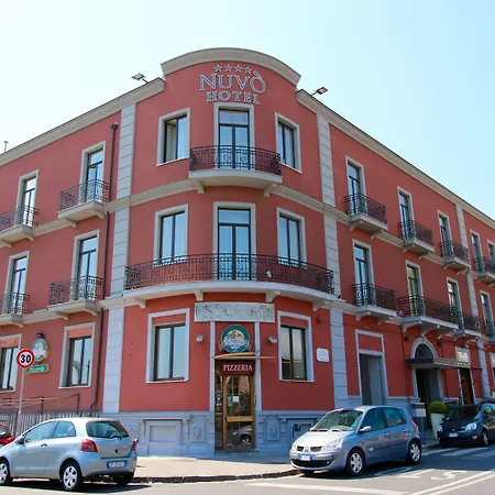 Hotel Nuvò 4*