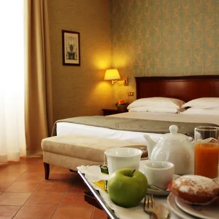 Nuvo Hotel