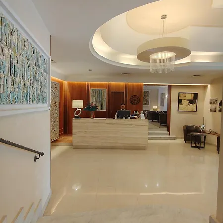 Nuvo Hotel
