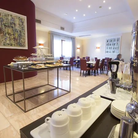 Hotel Nuvo 4*