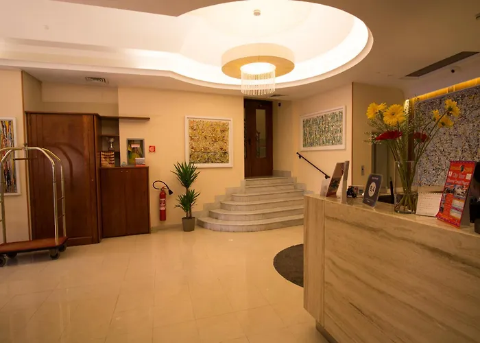 Hotel Nuvo 4*