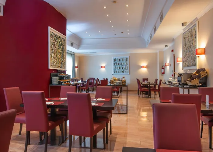 Nuvo Hotel 4*