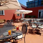 Hotel Nuvo 4*