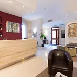 فندق Nuvo