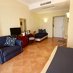 فندق Nuvo