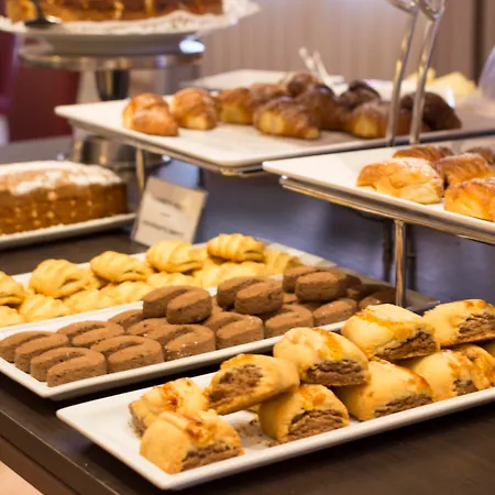 ホテル ヌーボ ナポリ